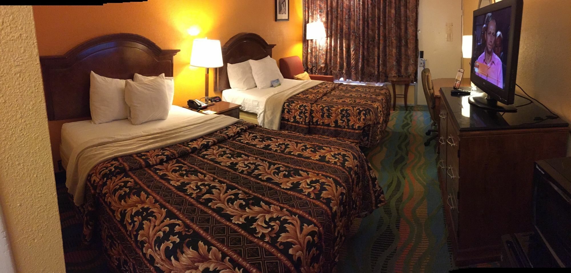Days Inn By Wyndham Norfolk Military Circle Экстерьер фото